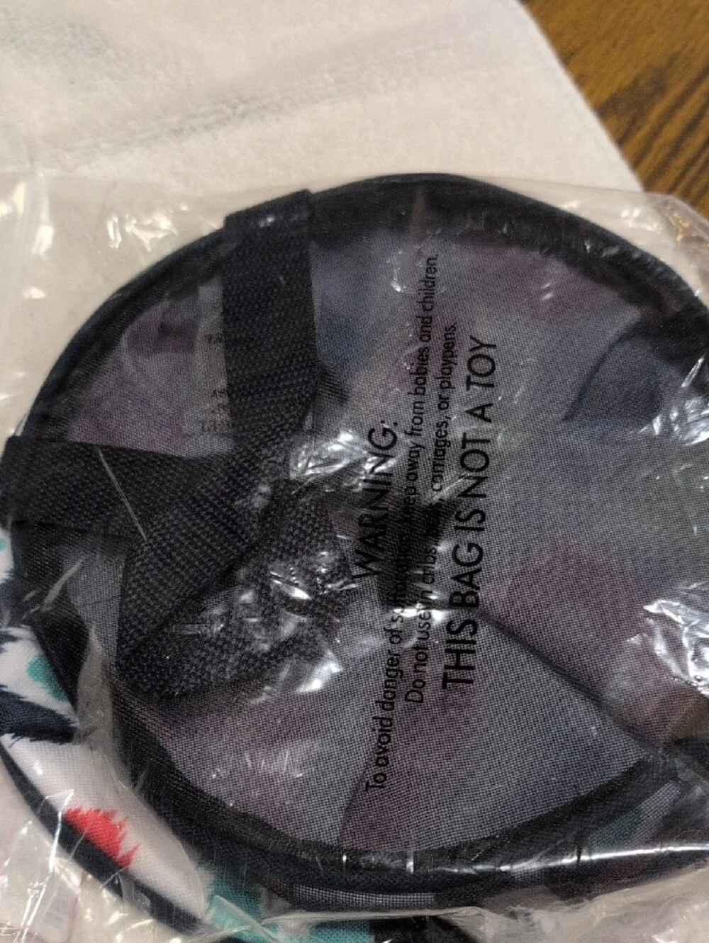 thirty-one Summer Fun Caddy in black and white